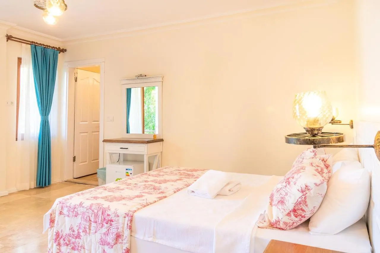 Hanim Pinari Butik Otel Selimiye  Turkey